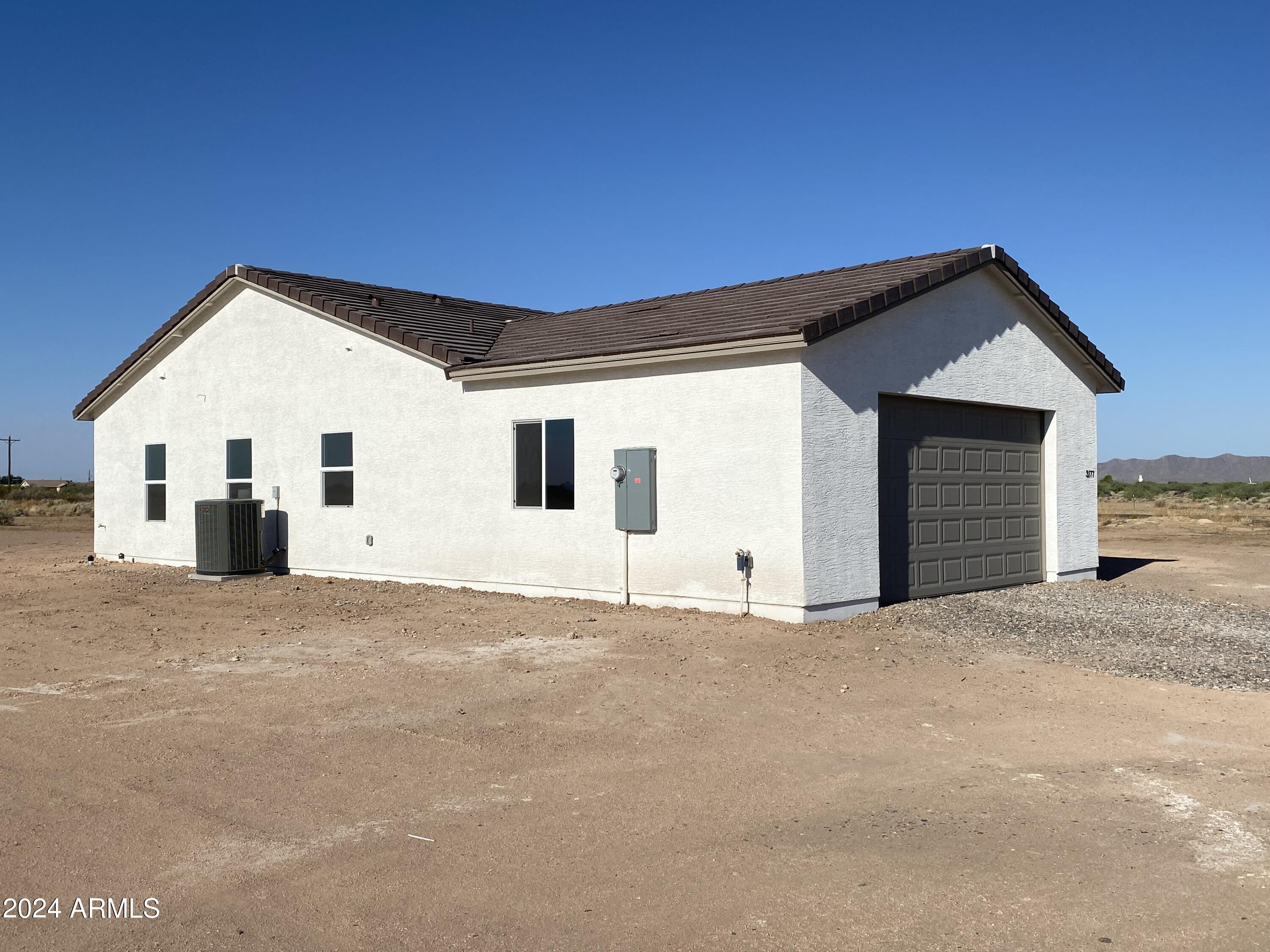 3177 W Gracie Lane