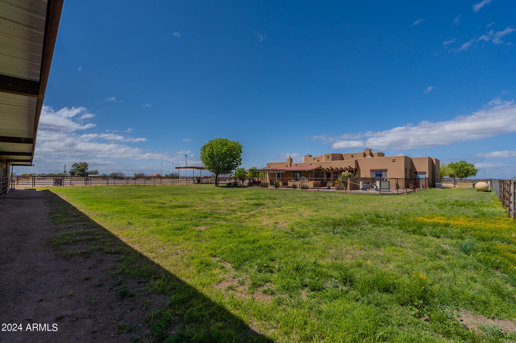 4019 W COVEY Lane