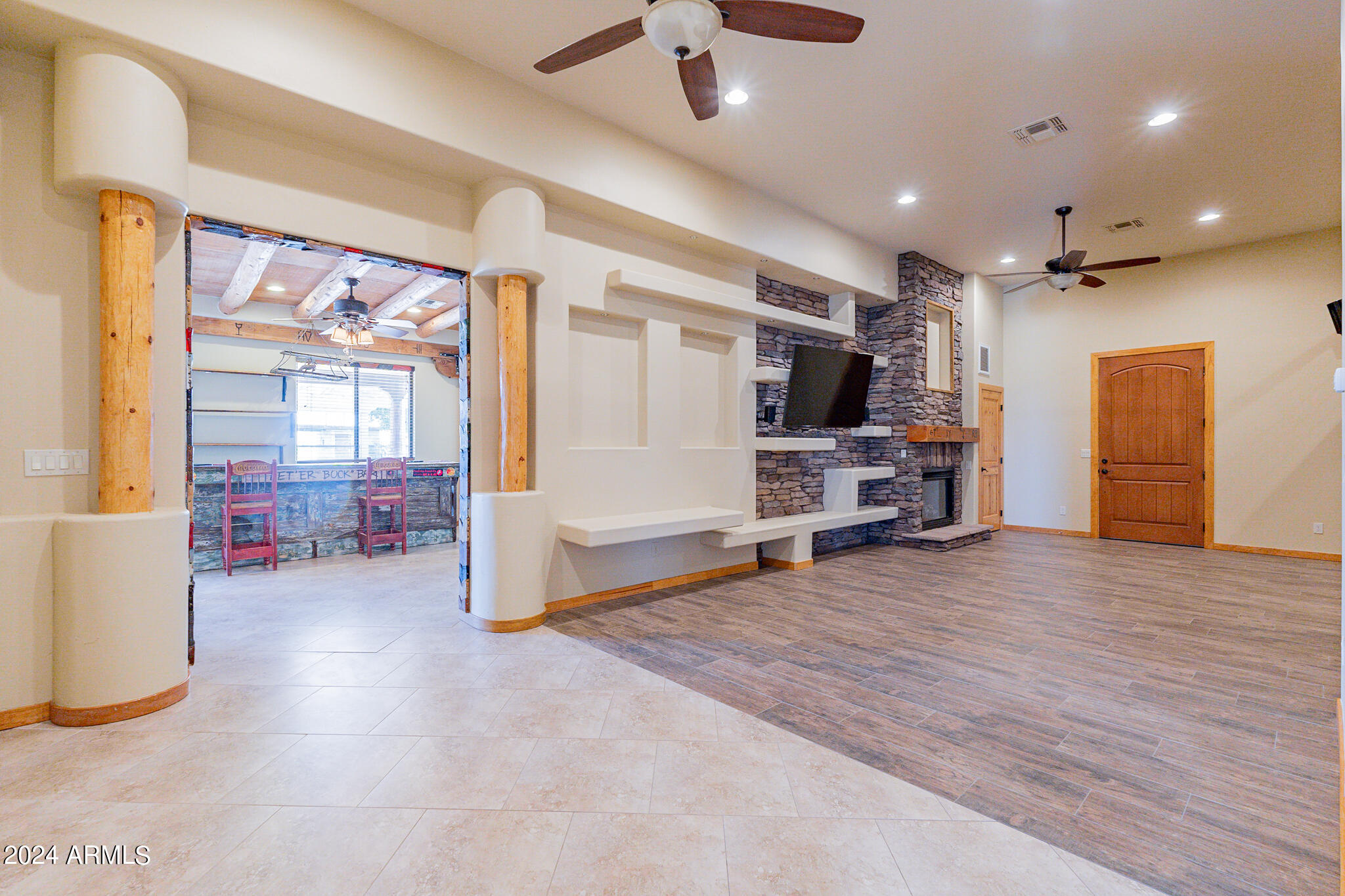 4019 W COVEY Lane