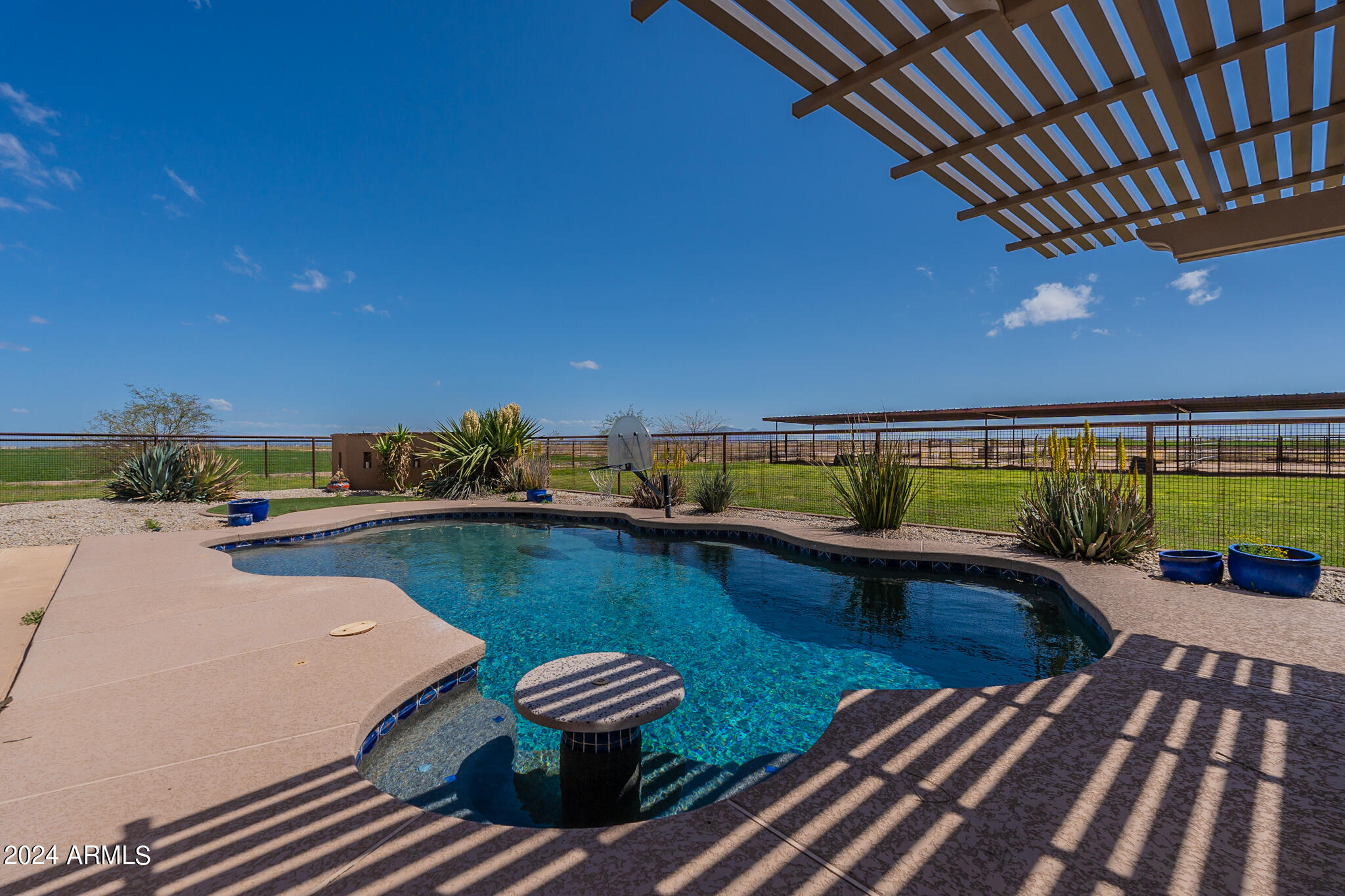 4019 W COVEY Lane