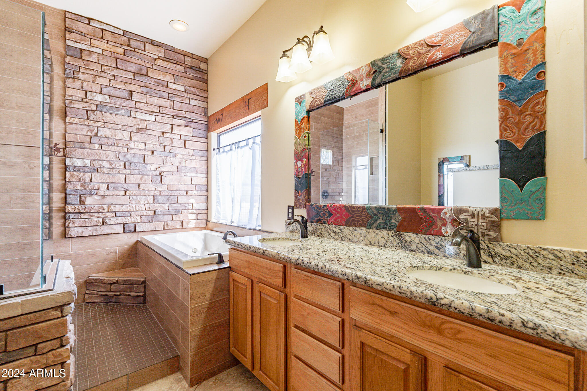 4019 W COVEY Lane