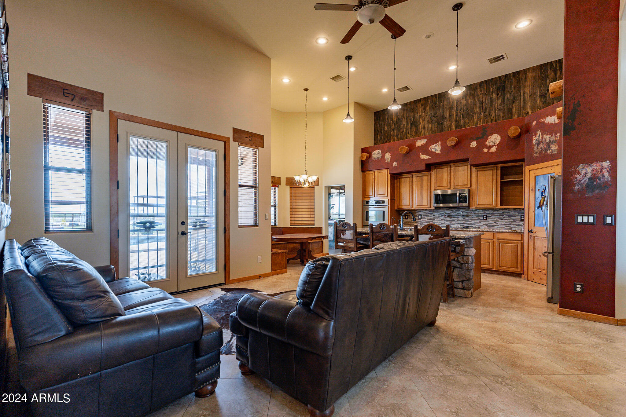 4019 W COVEY Lane