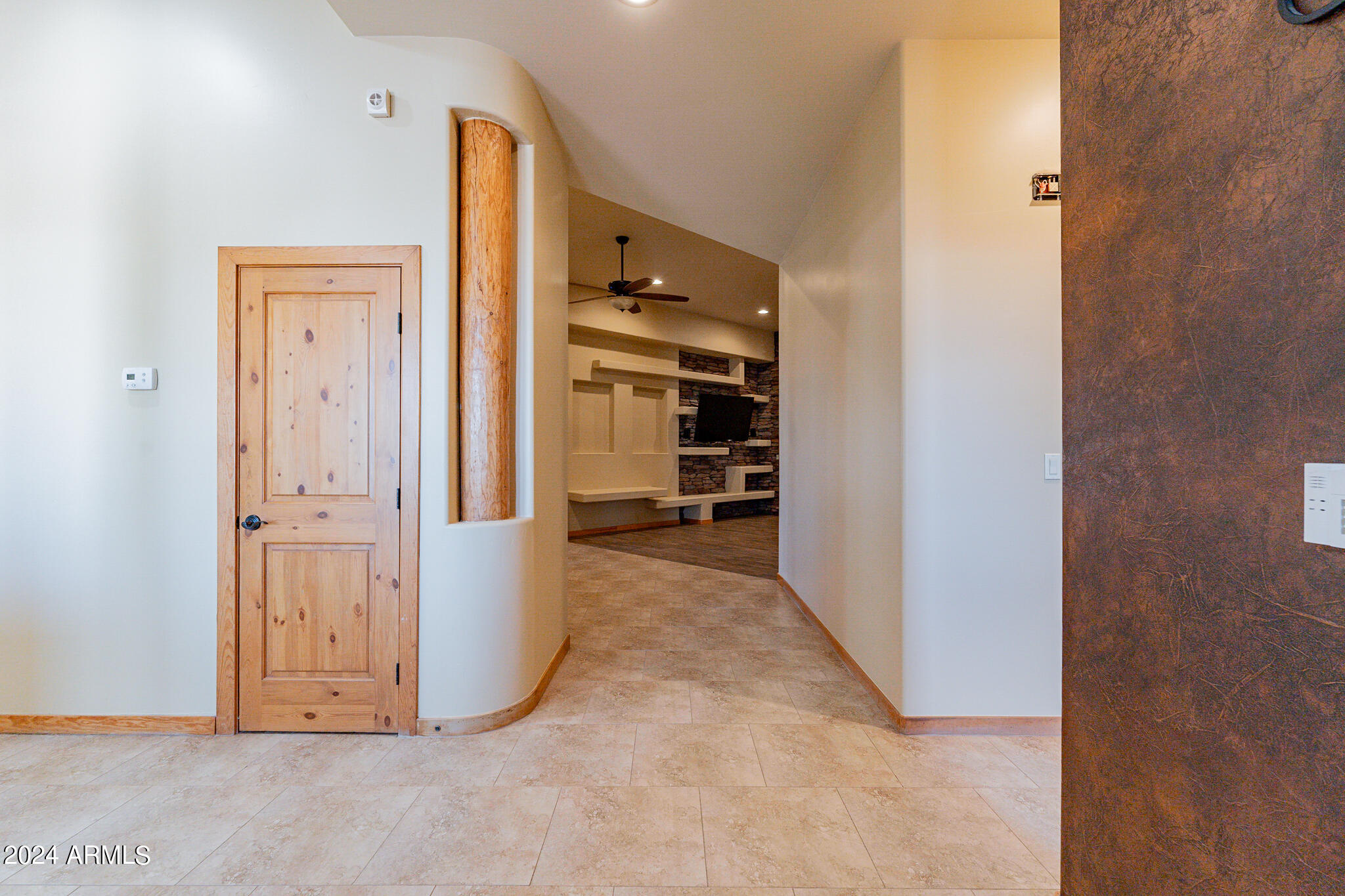 4019 W COVEY Lane