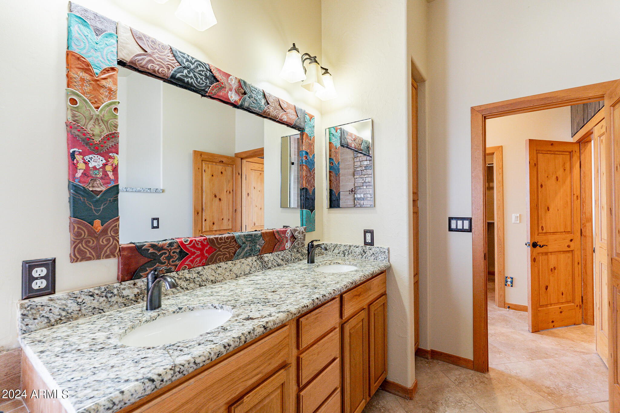 4019 W COVEY Lane