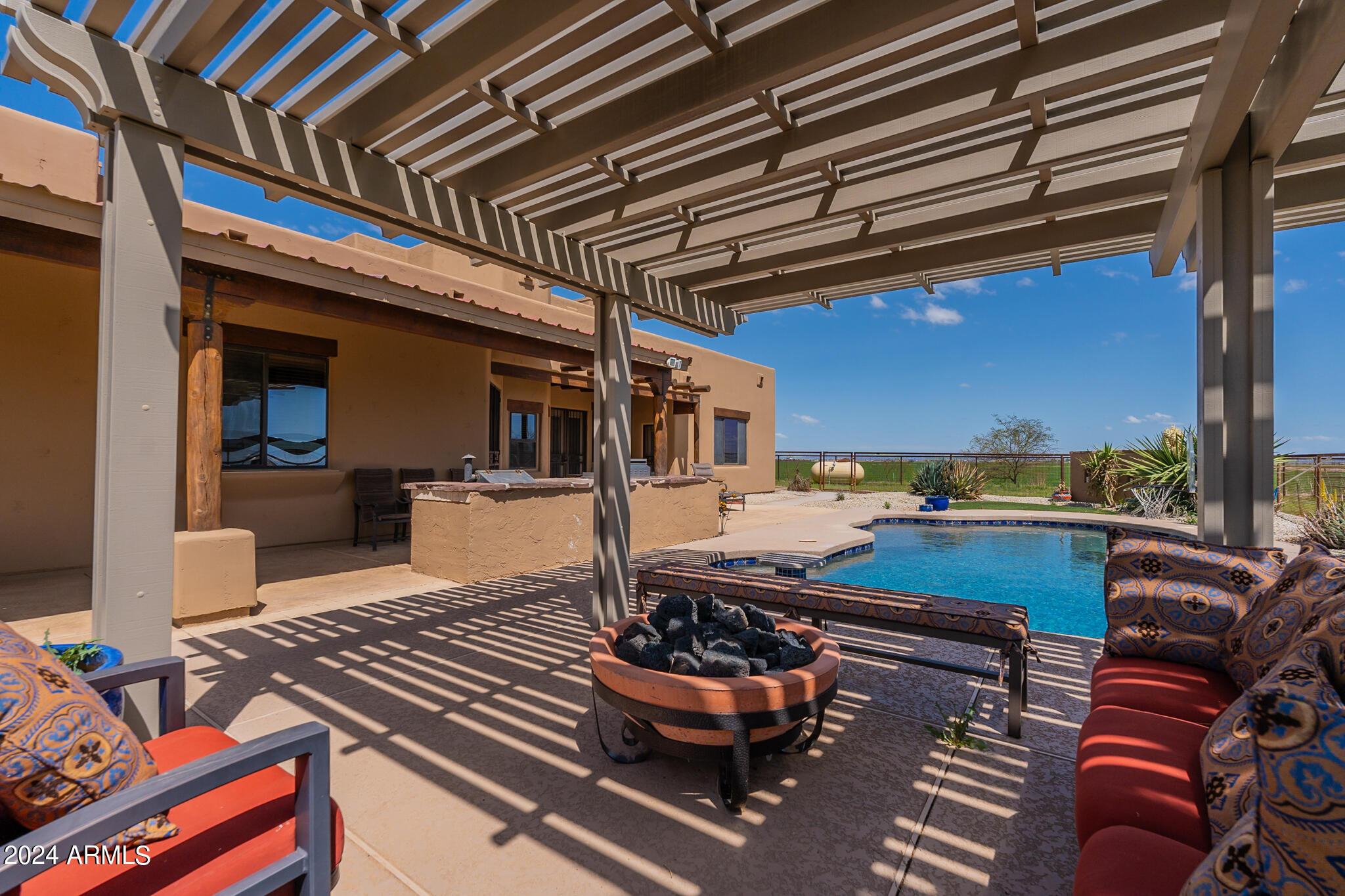 4019 W COVEY Lane