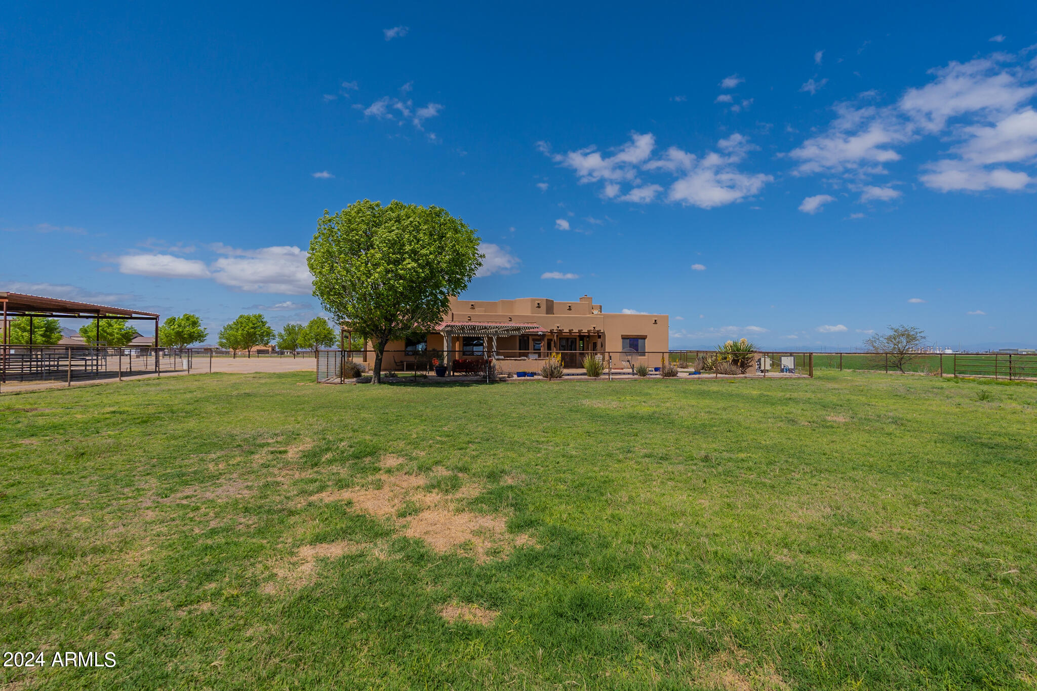 4019 W COVEY Lane
