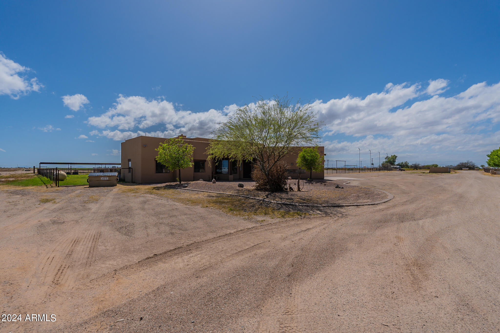4019 W COVEY Lane