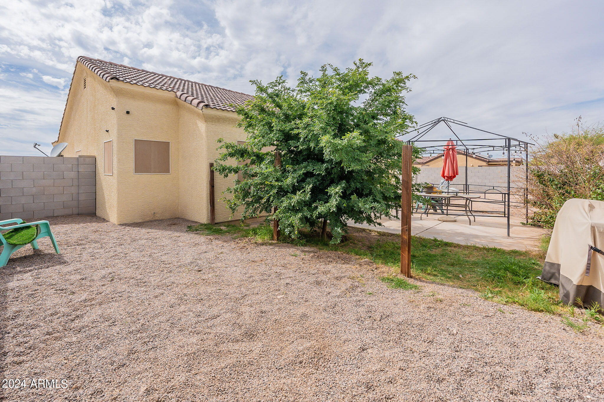 15921 S SAXON Road