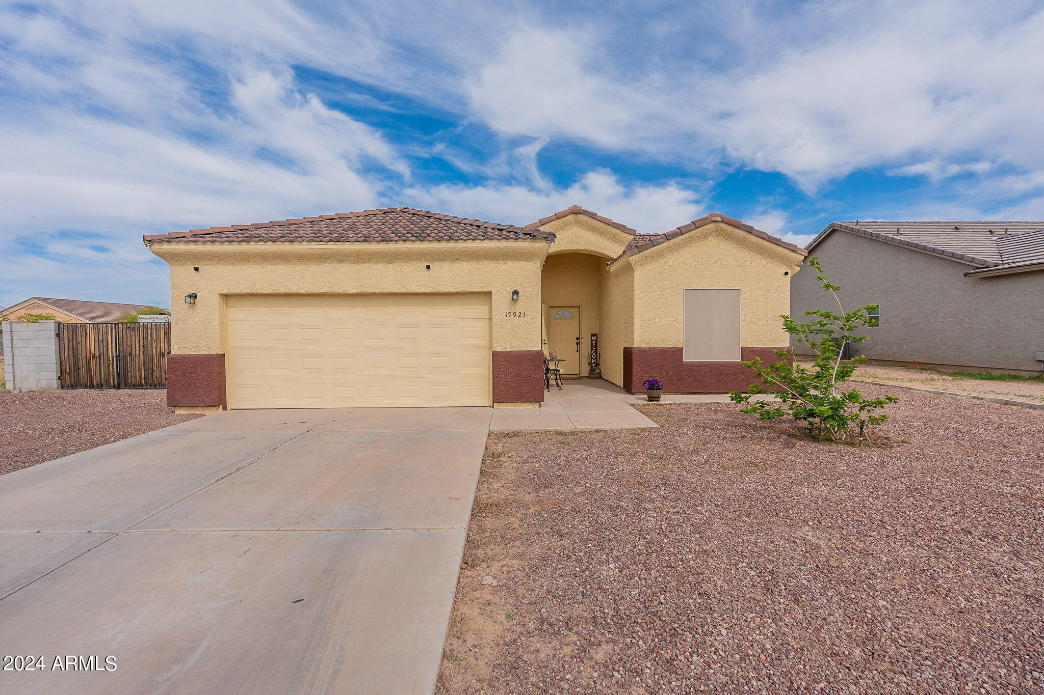 15921 S SAXON Road