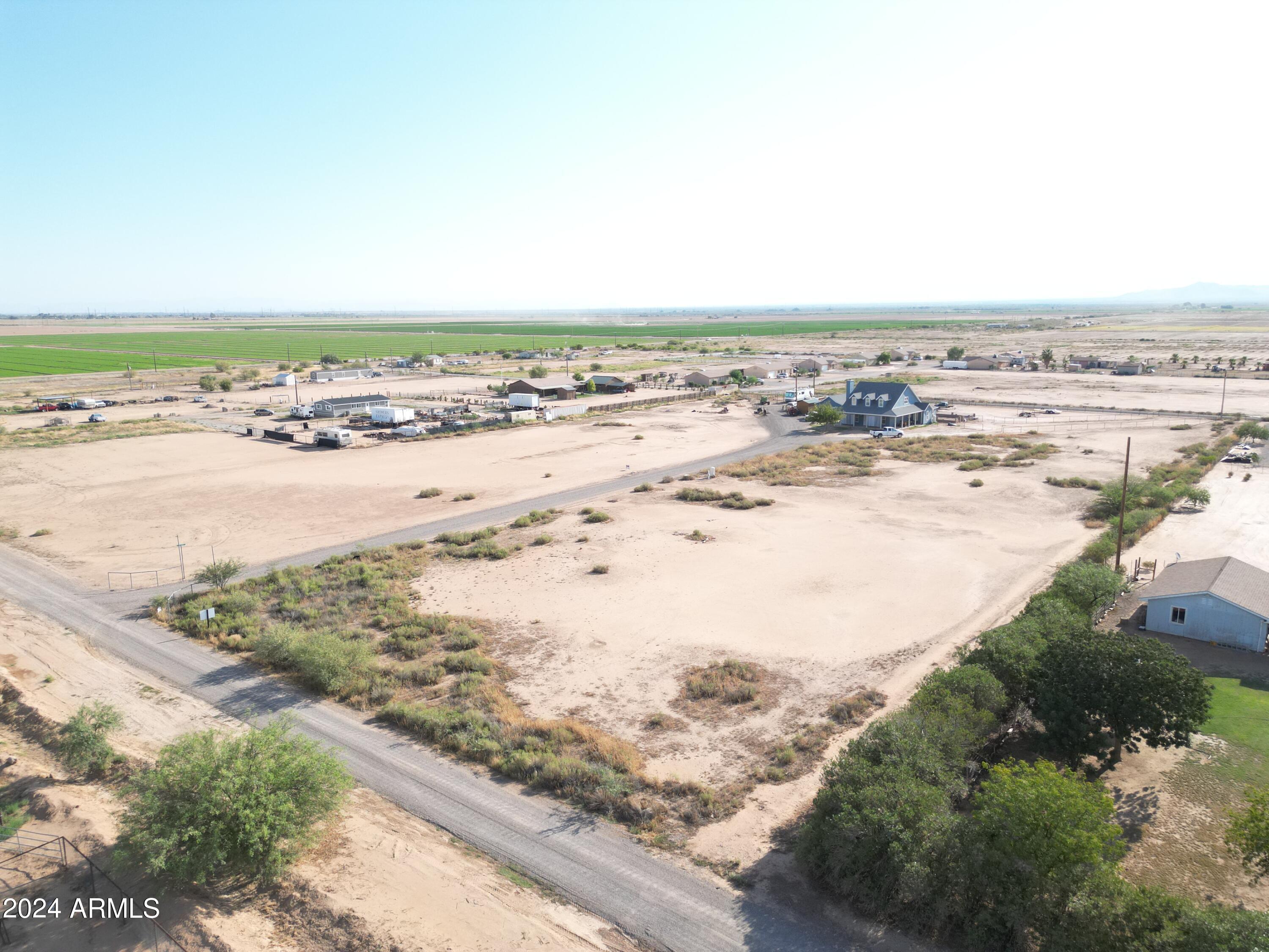 2735 E Little Ranch Road -