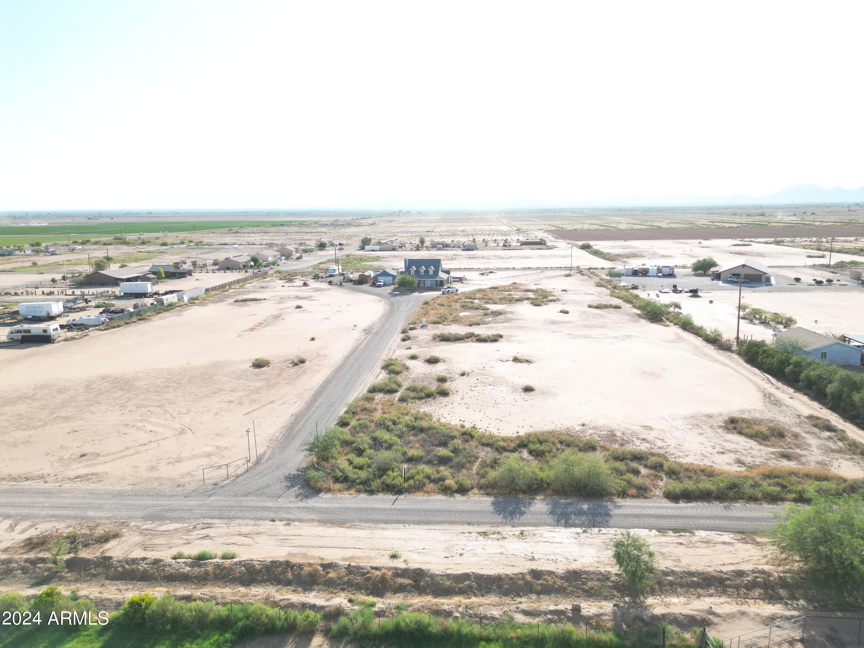 2735 E Little Ranch Road -