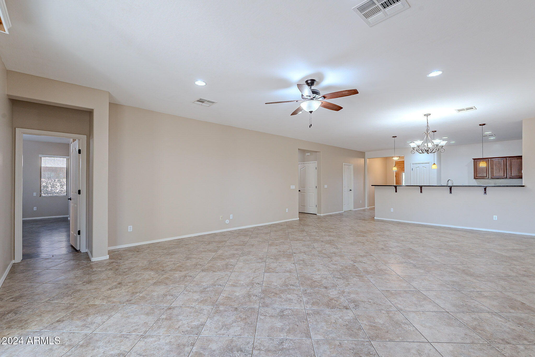 1636 E LEE Drive