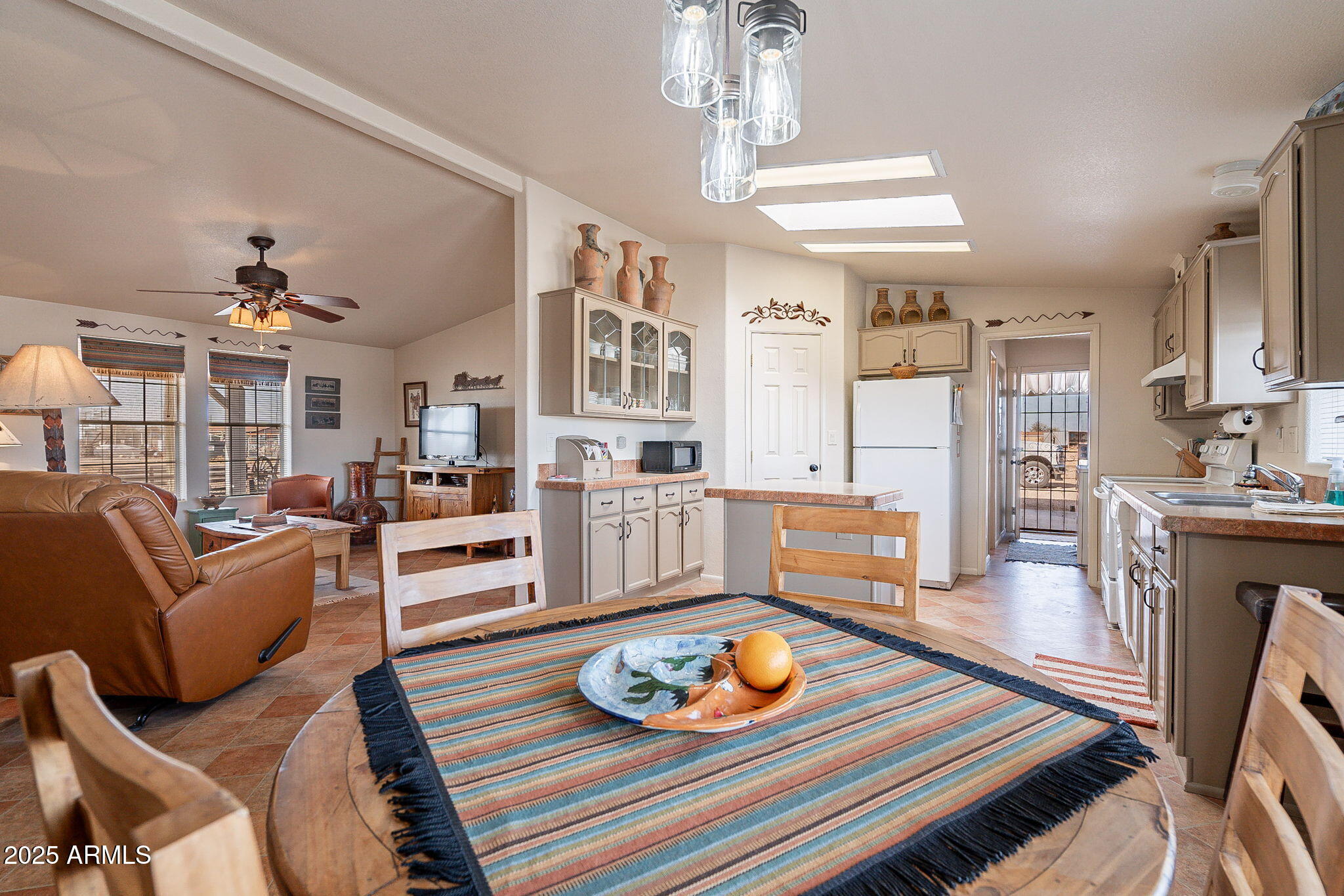 14449 S VAQUERO Circle