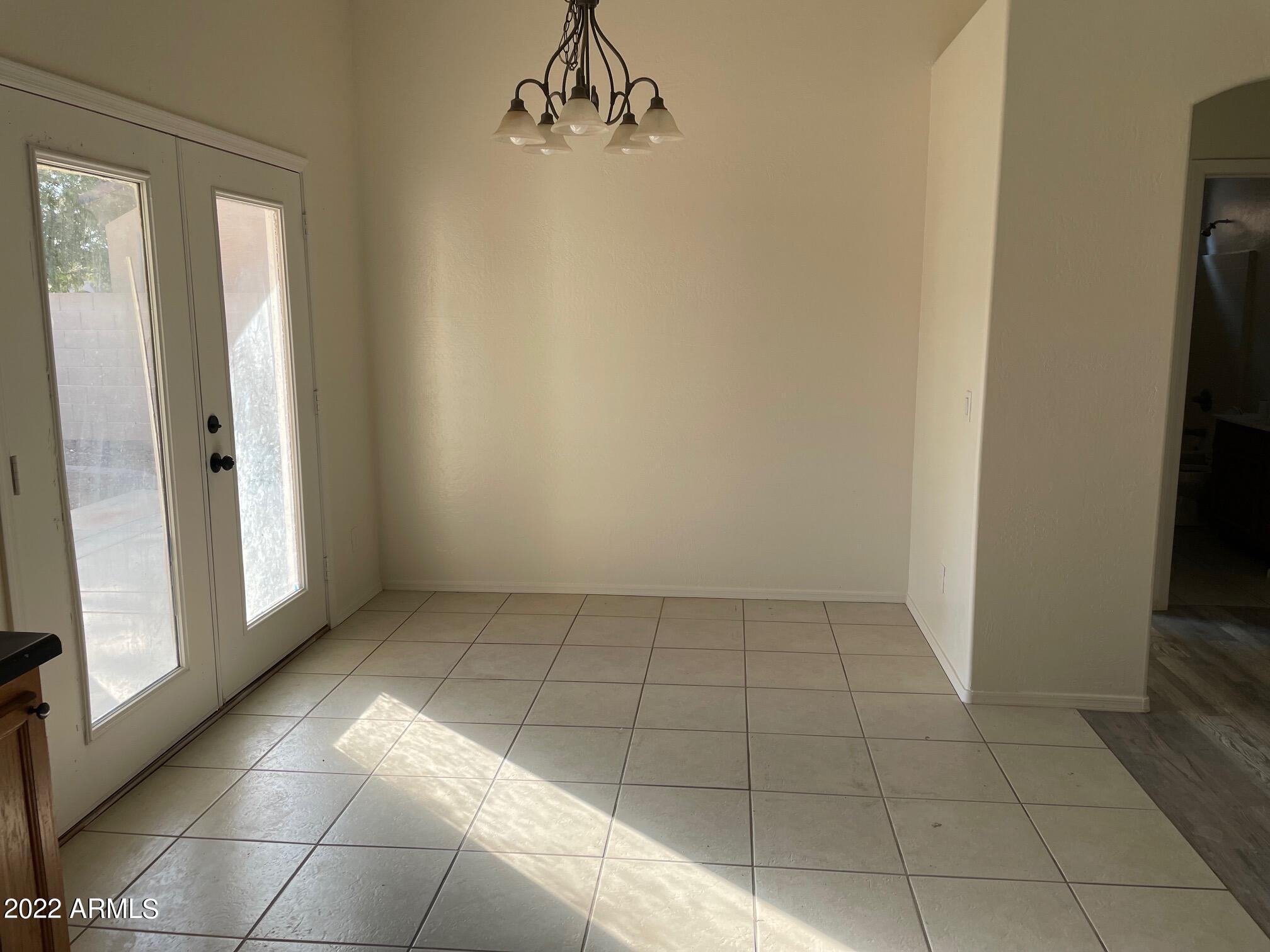 965 W Toltec Drive