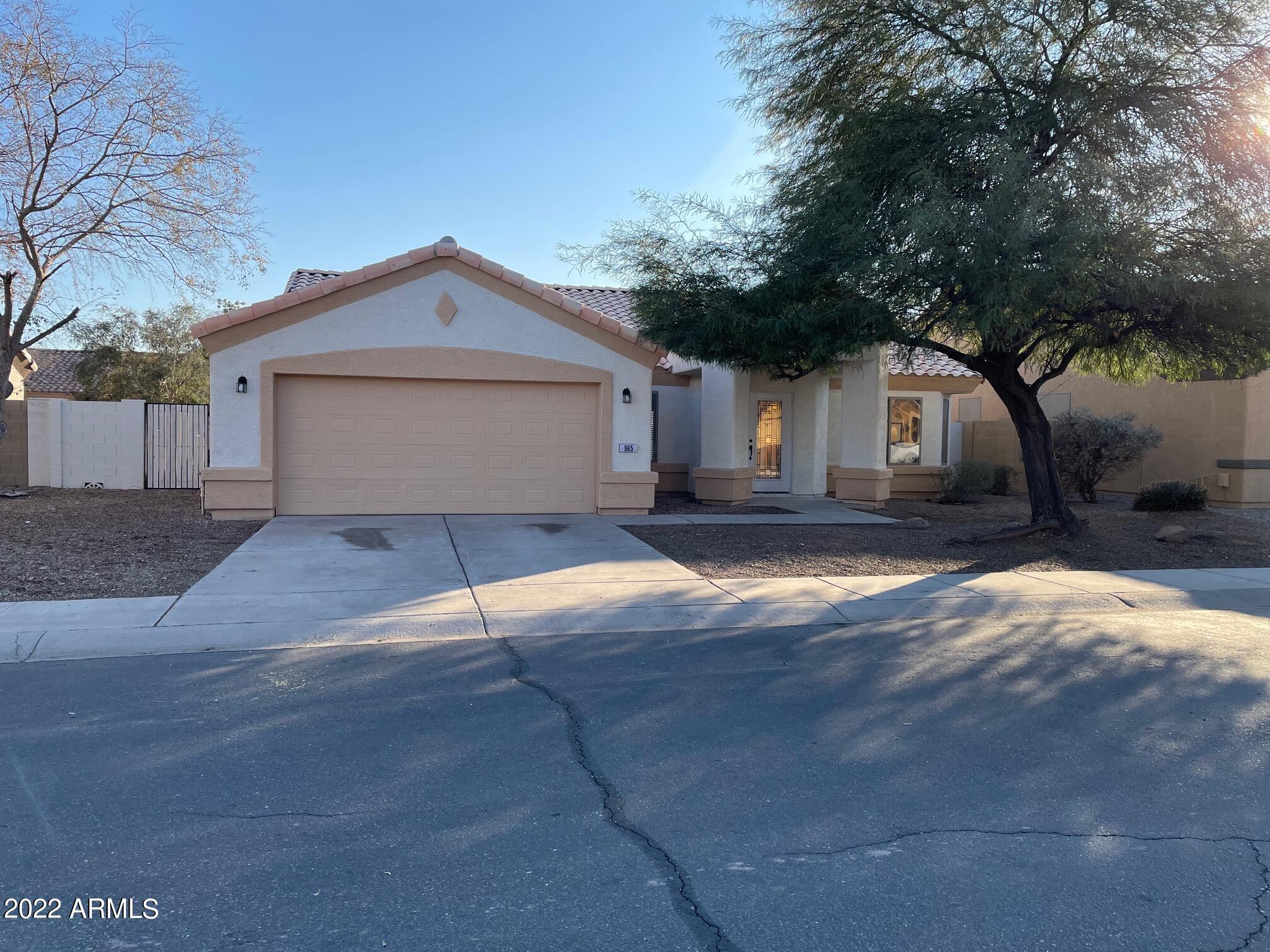 965 W Toltec Drive