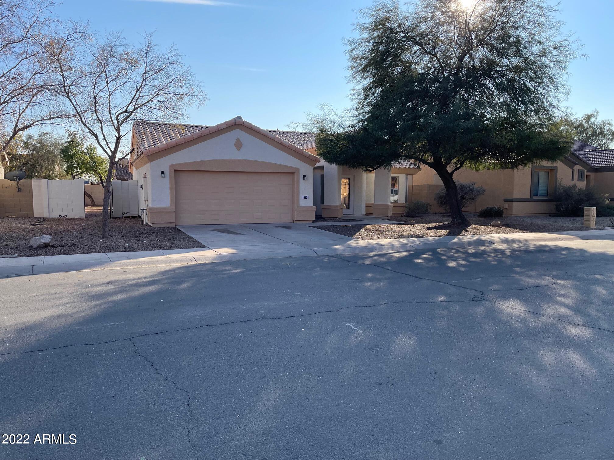 965 W Toltec Drive