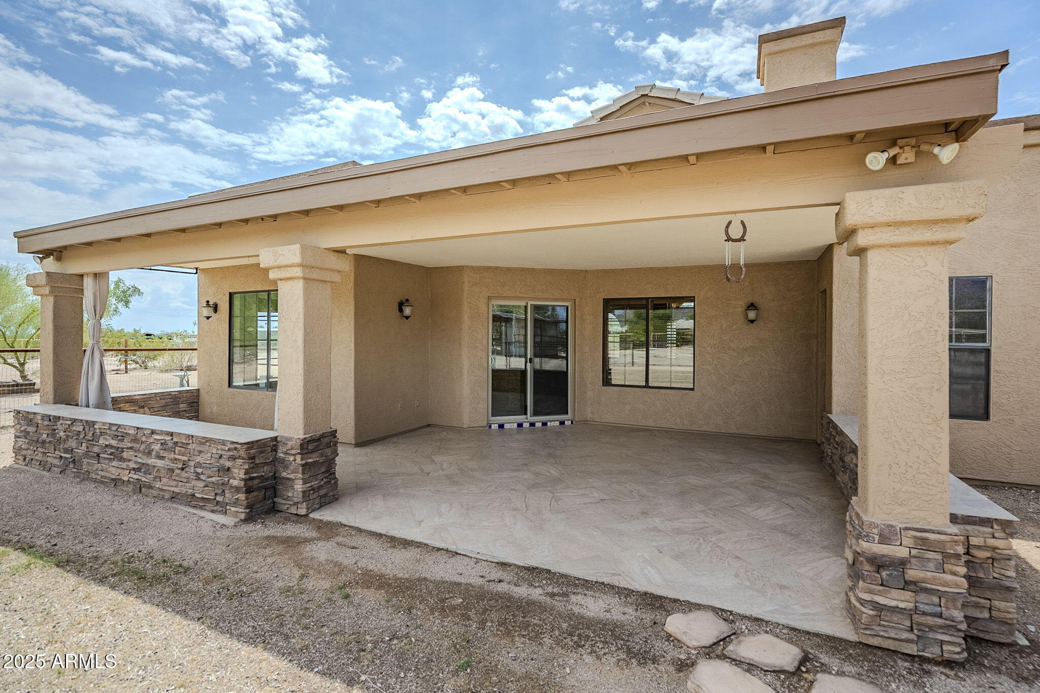 11378 N SOMBRA DEL MONTE Road