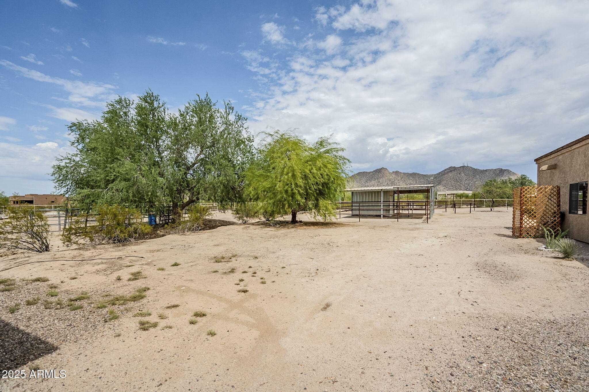11378 N SOMBRA DEL MONTE Road