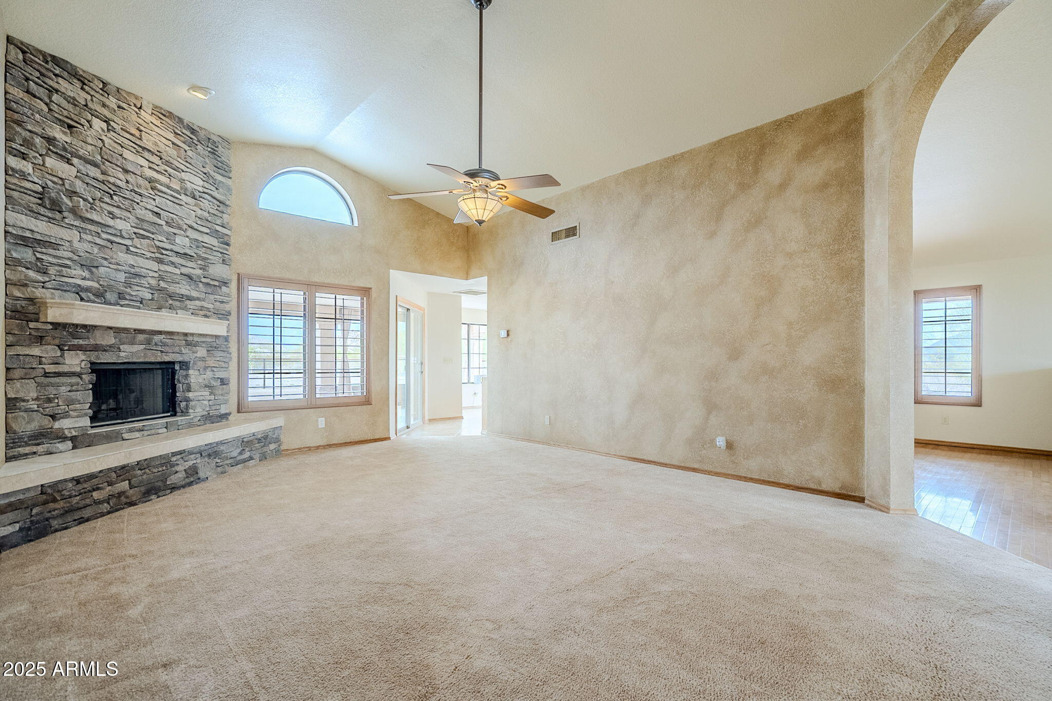 11378 N SOMBRA DEL MONTE Road