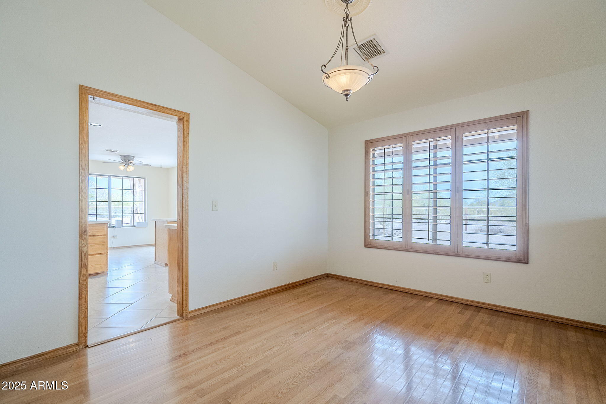 11378 N SOMBRA DEL MONTE Road