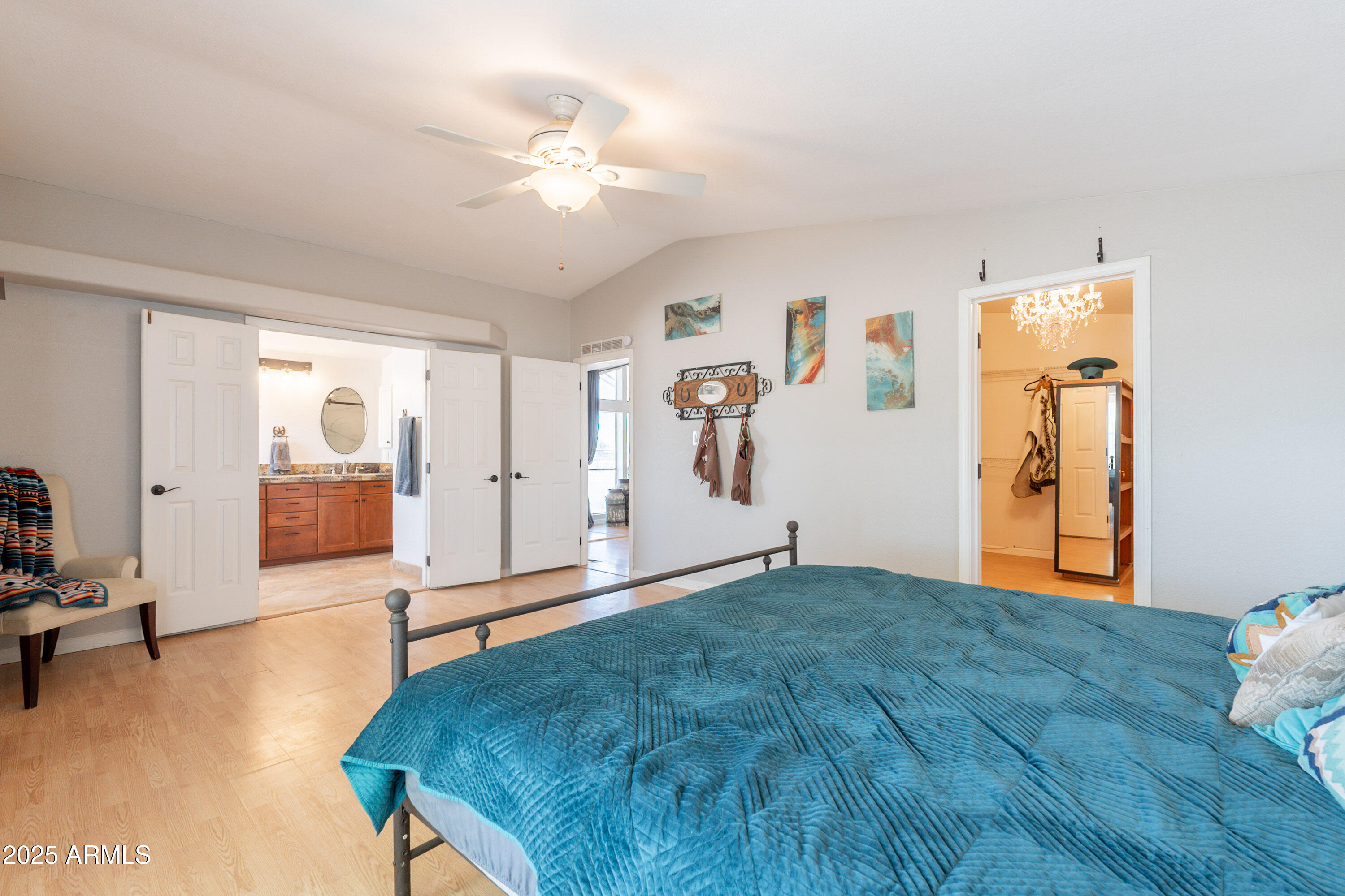 429 N NAFZIGER Road