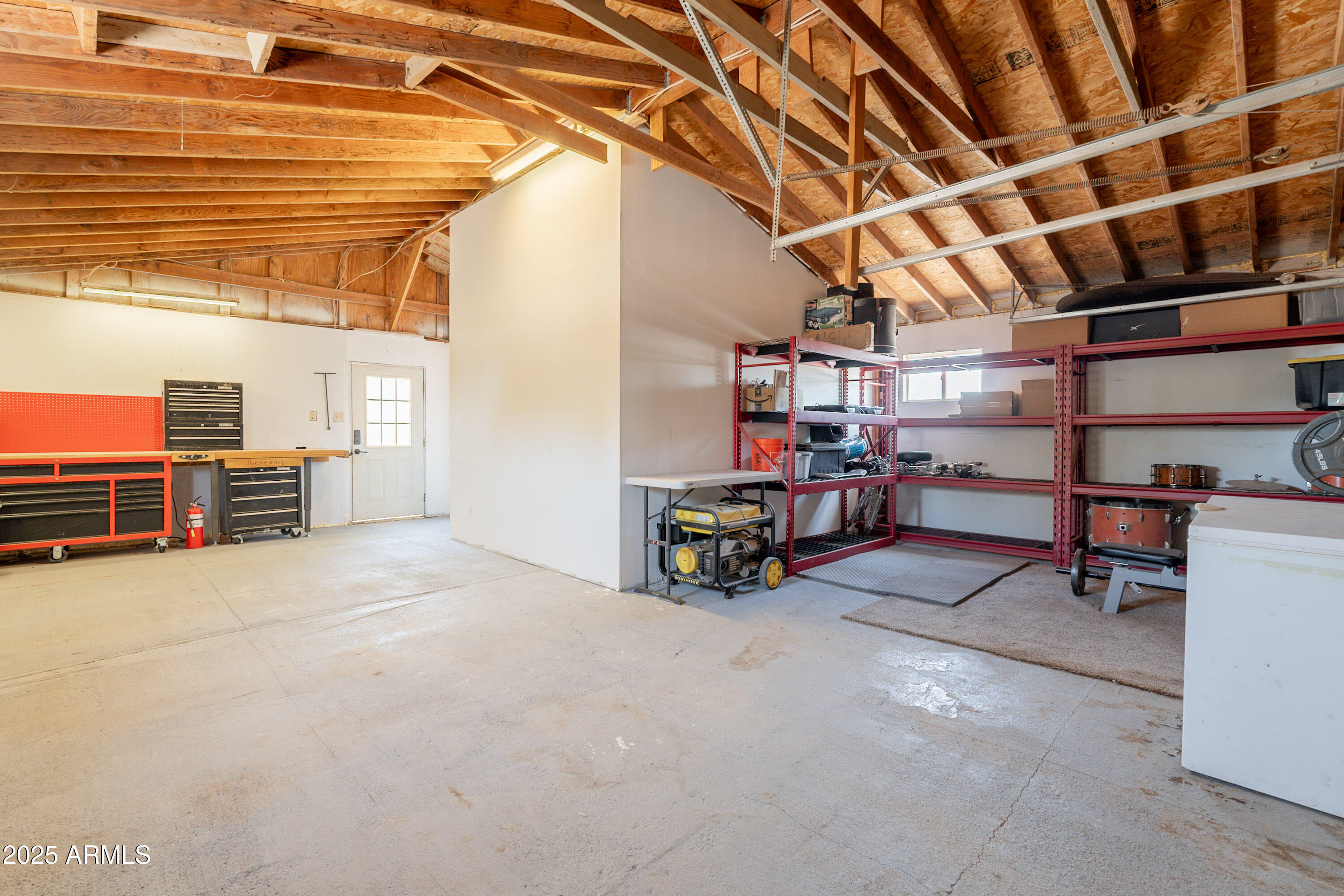 429 N NAFZIGER Road