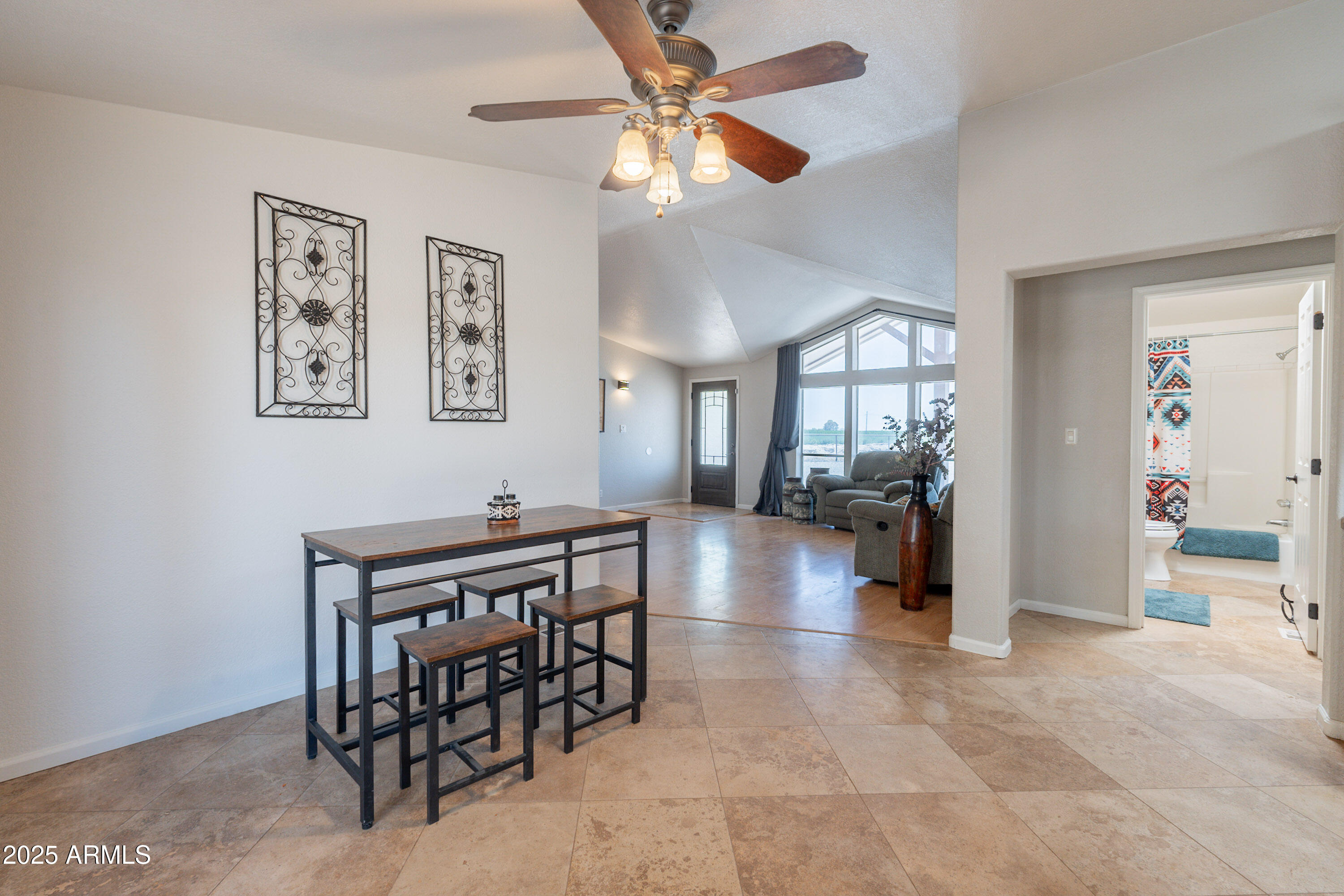 429 N NAFZIGER Road