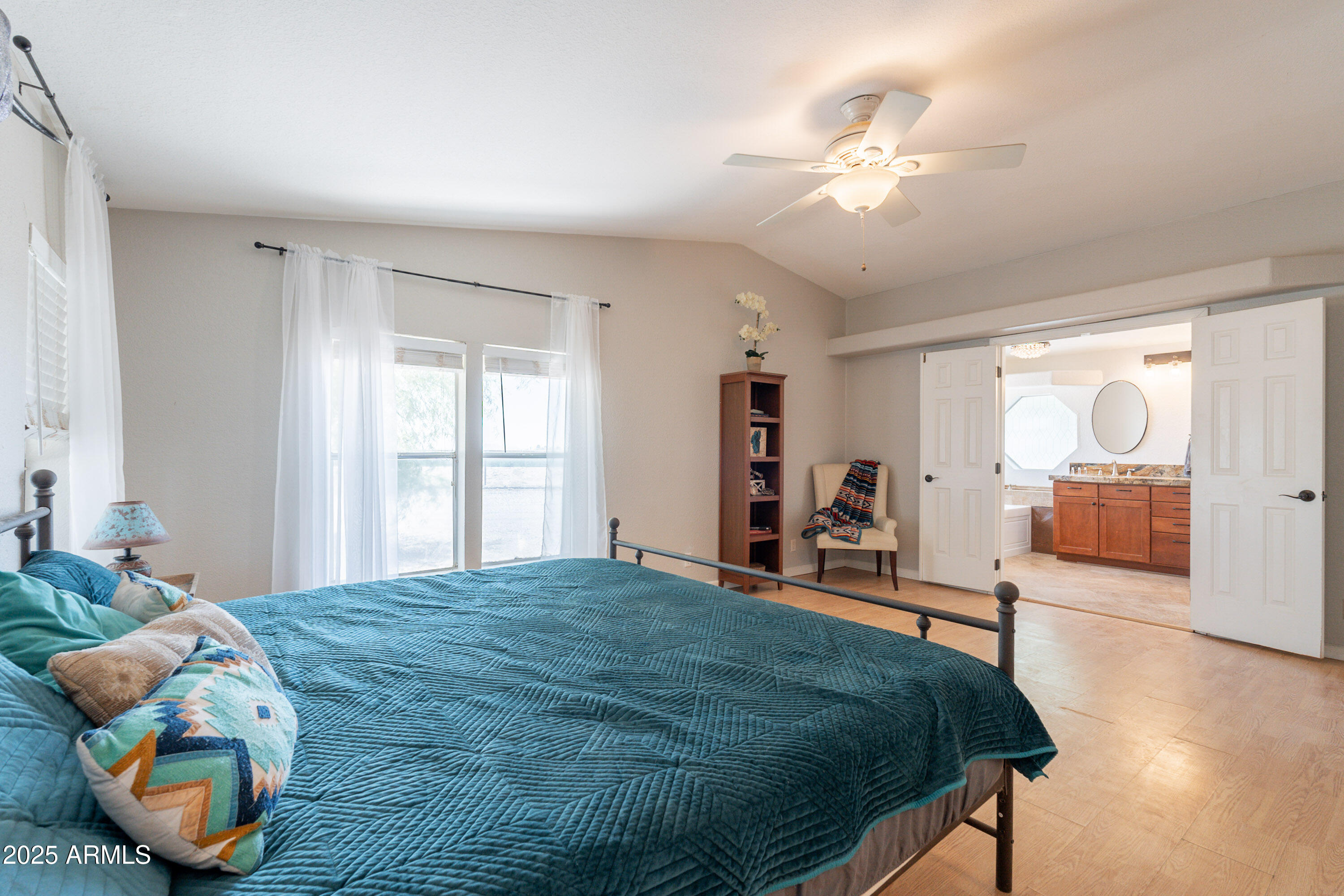 429 N NAFZIGER Road