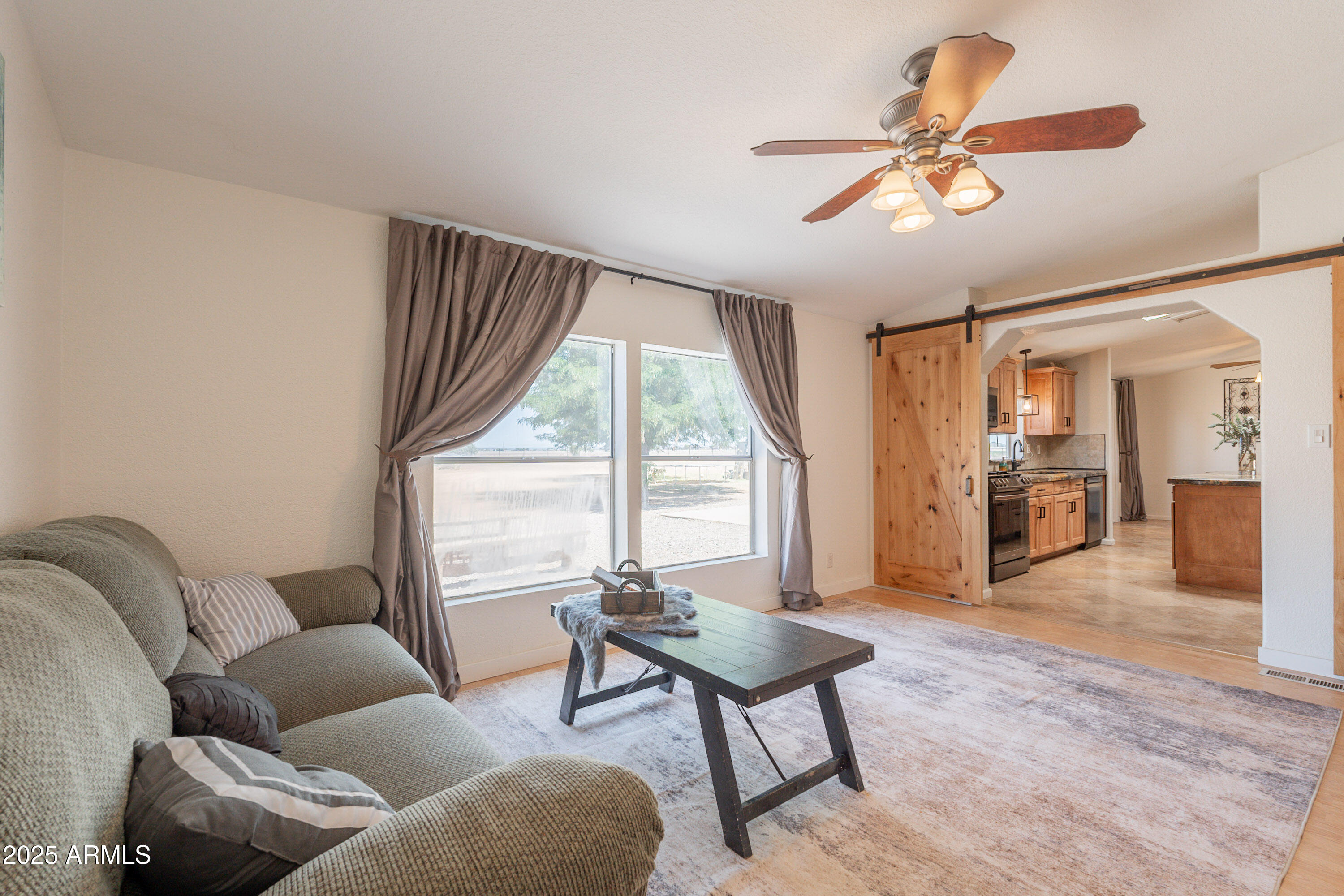 429 N NAFZIGER Road