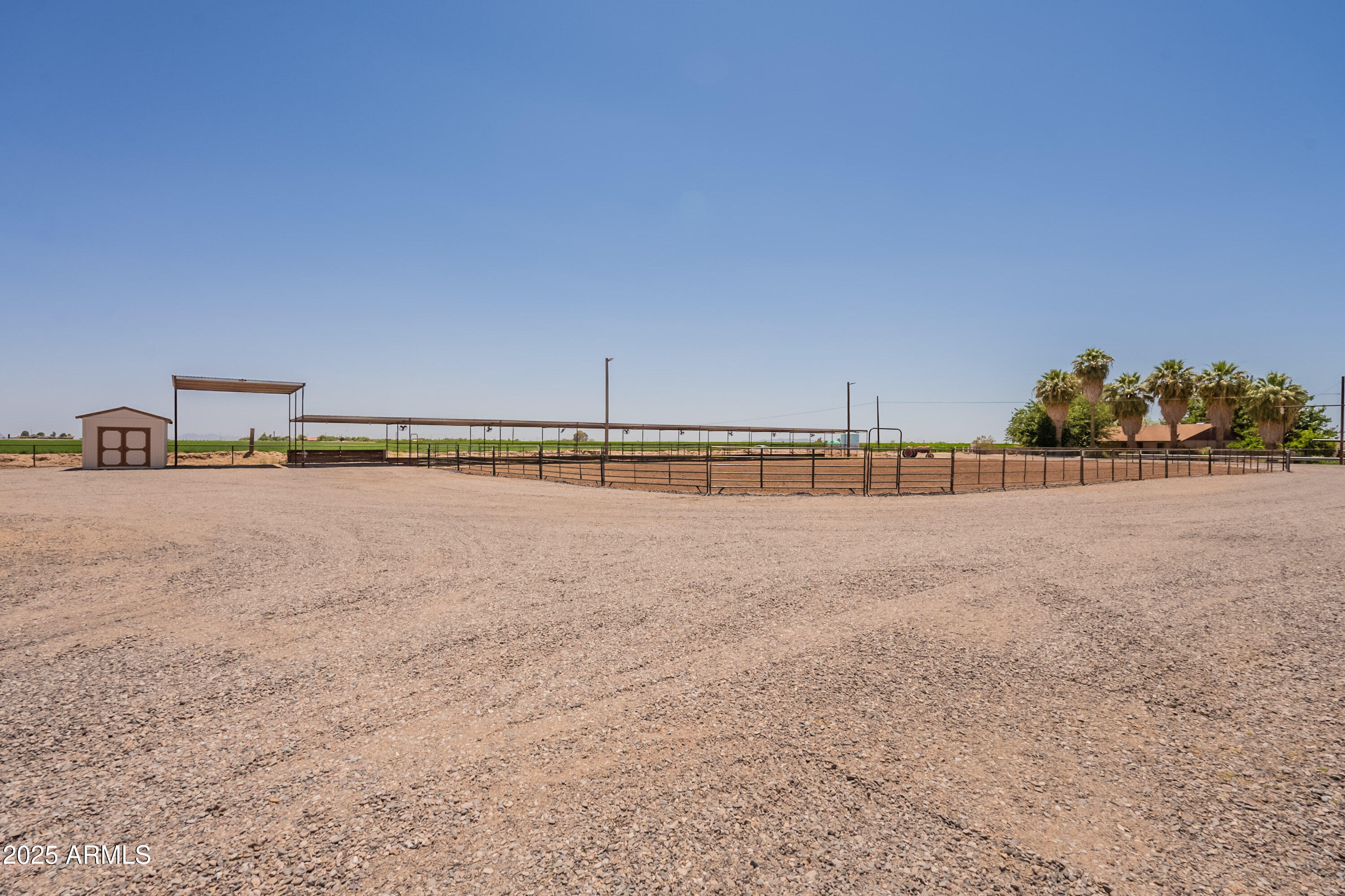 429 N NAFZIGER Road