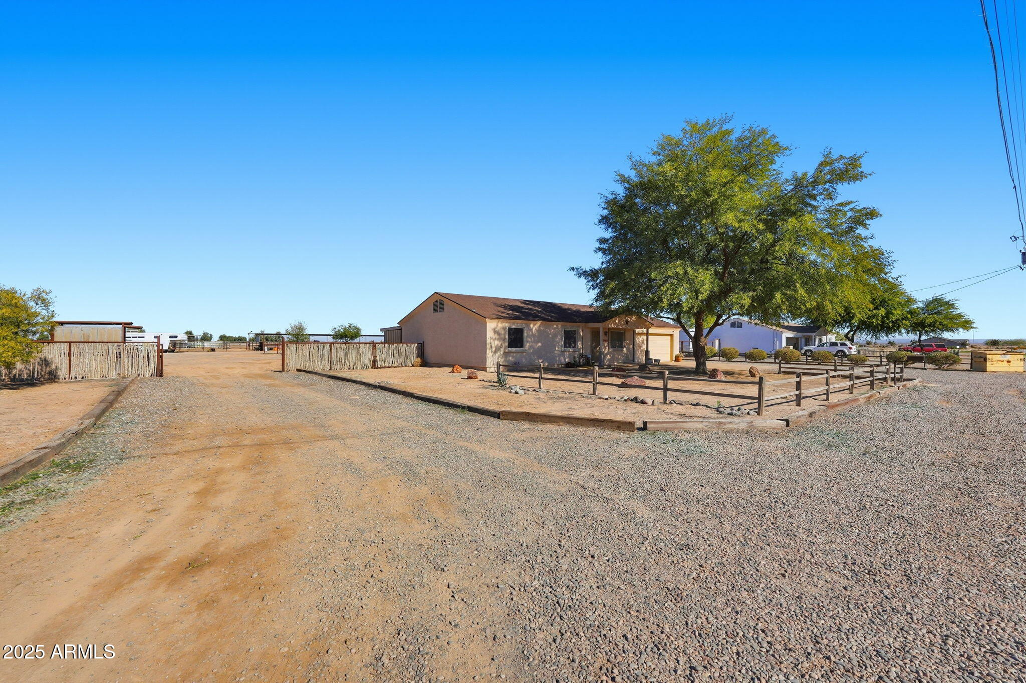 3356 E Gurr Lane