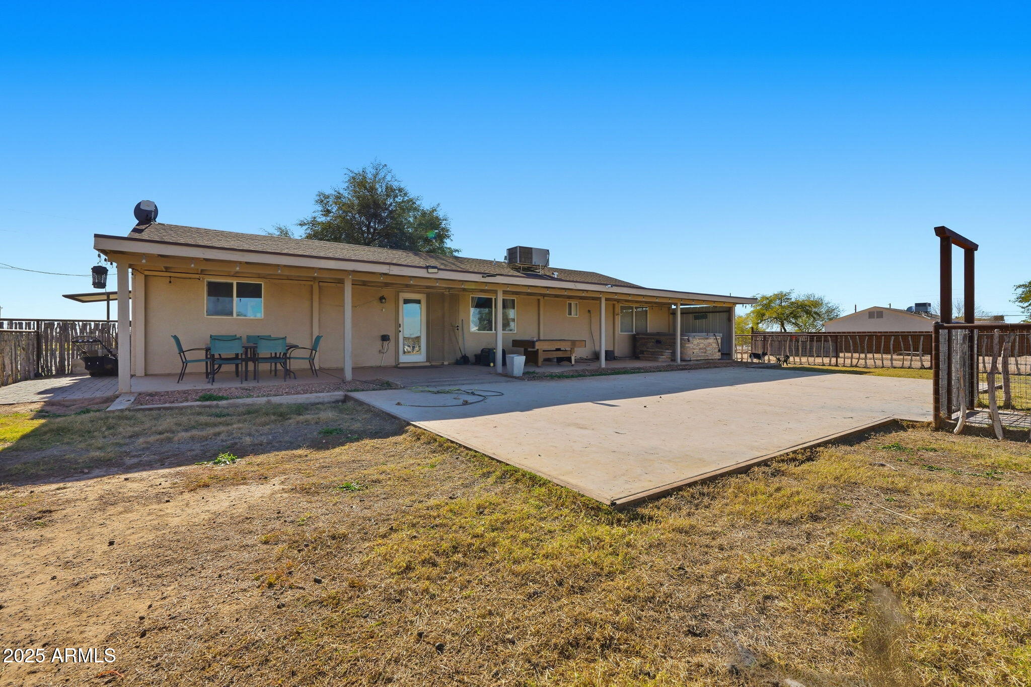 3356 E Gurr Lane