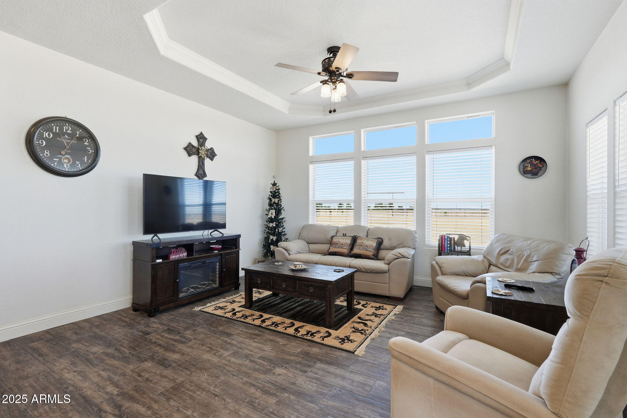 3639 E Remuda Lane
