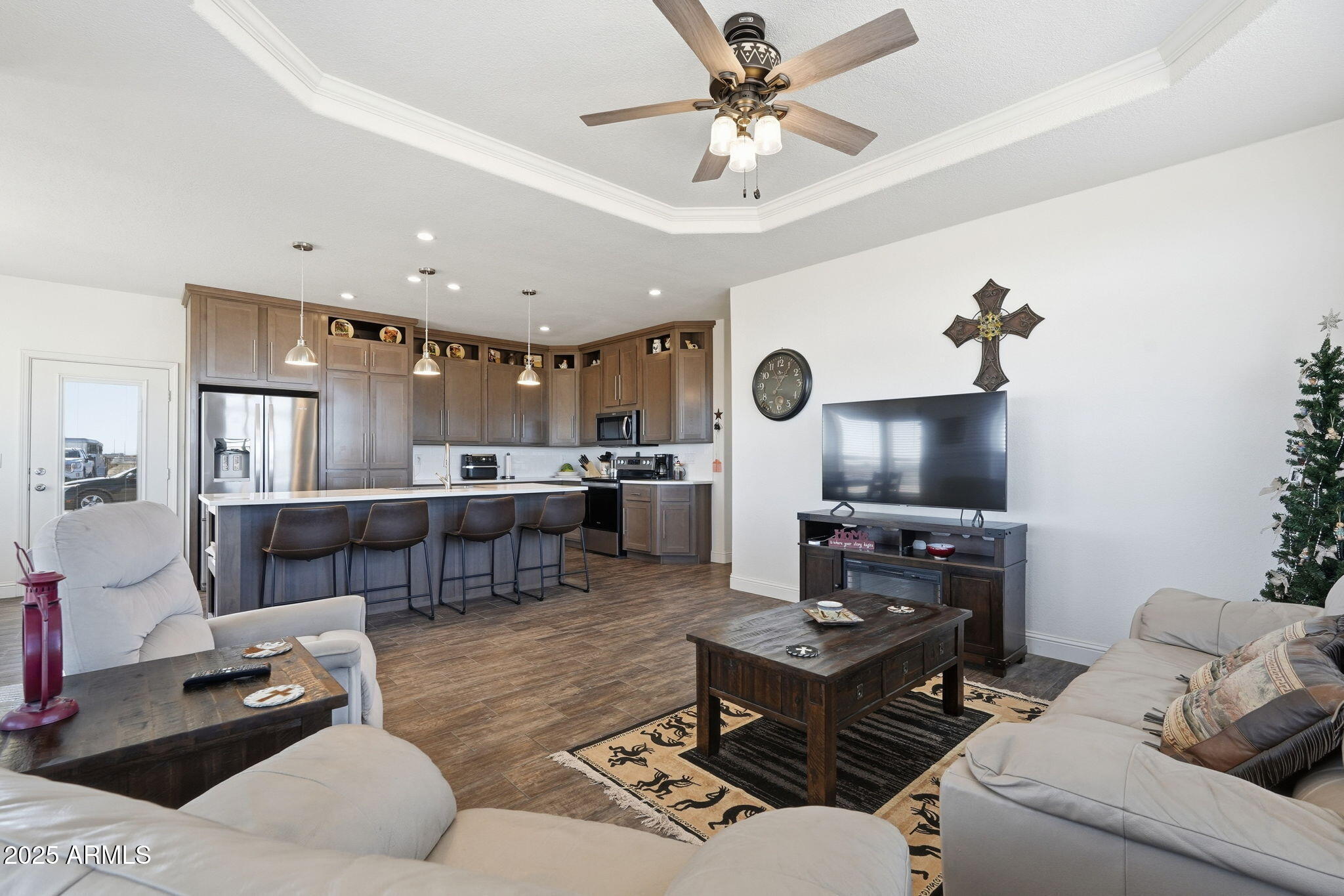 3639 E Remuda Lane