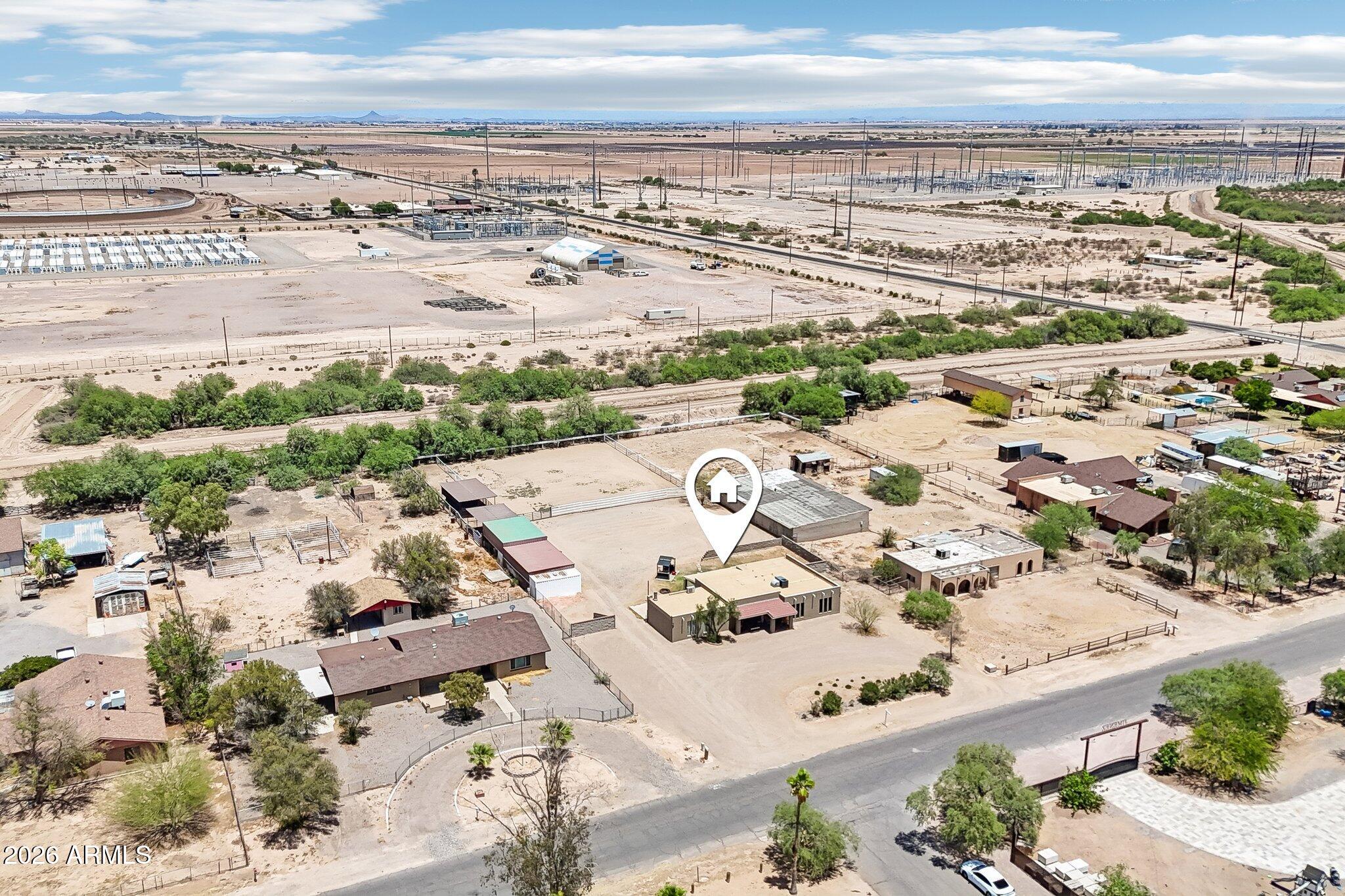 228 W CALLE TUBERIA