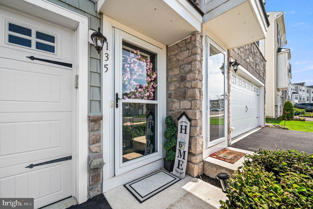 135 ARBOR BOULEVARD