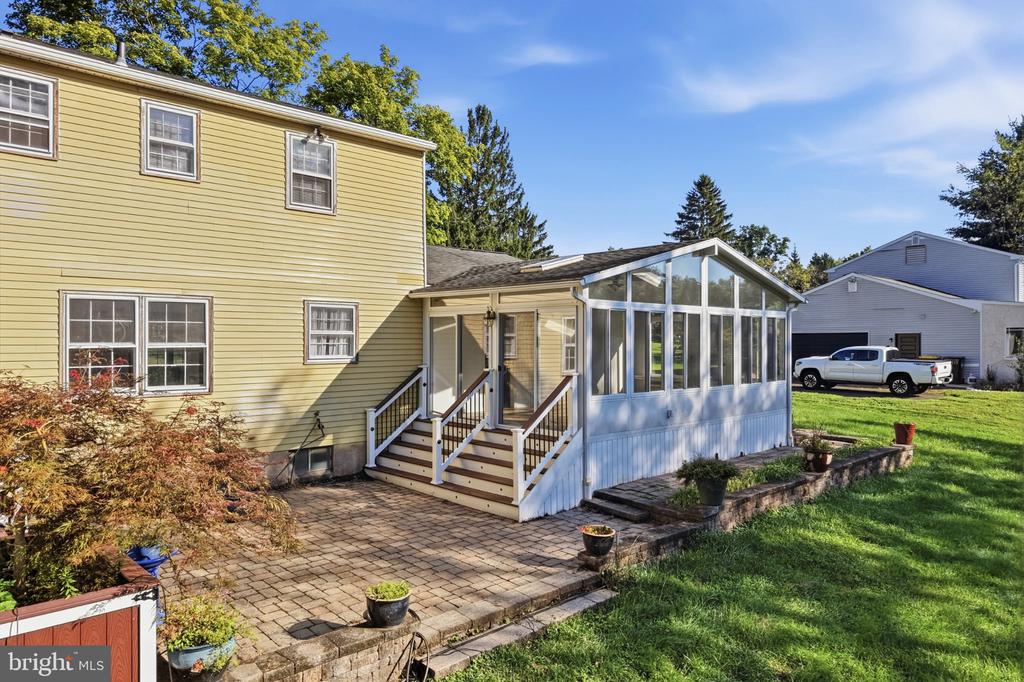 24 SUNNYBROOK DRIVE