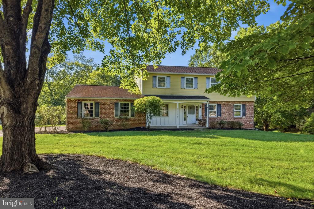 24 SUNNYBROOK DRIVE