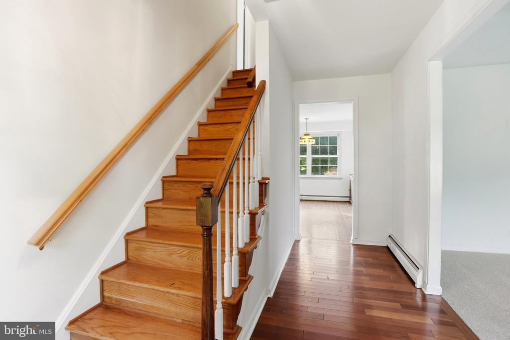 24 SUNNYBROOK DRIVE