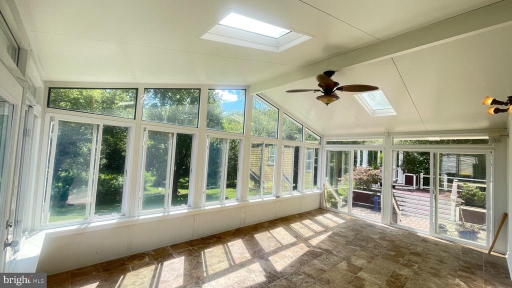 24 SUNNYBROOK DRIVE