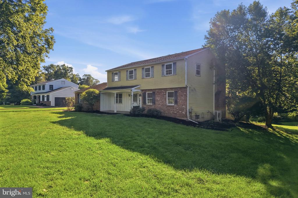 24 SUNNYBROOK DRIVE