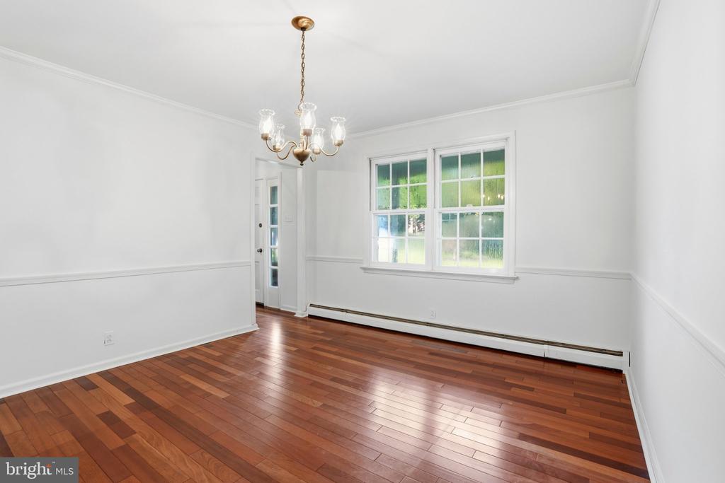 24 SUNNYBROOK DRIVE