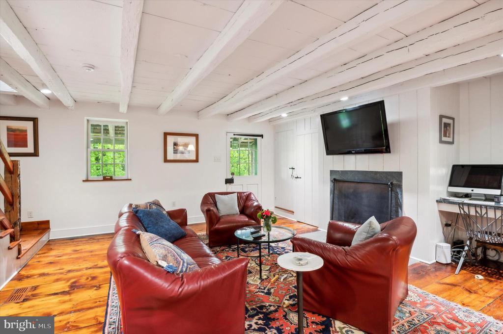 500 LUCKY HILL ROAD