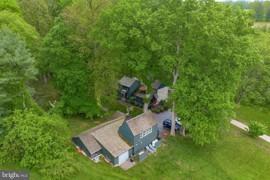 500 LUCKY HILL ROAD