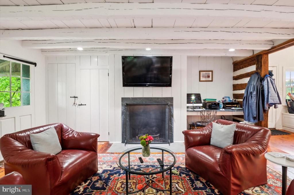 500 LUCKY HILL ROAD