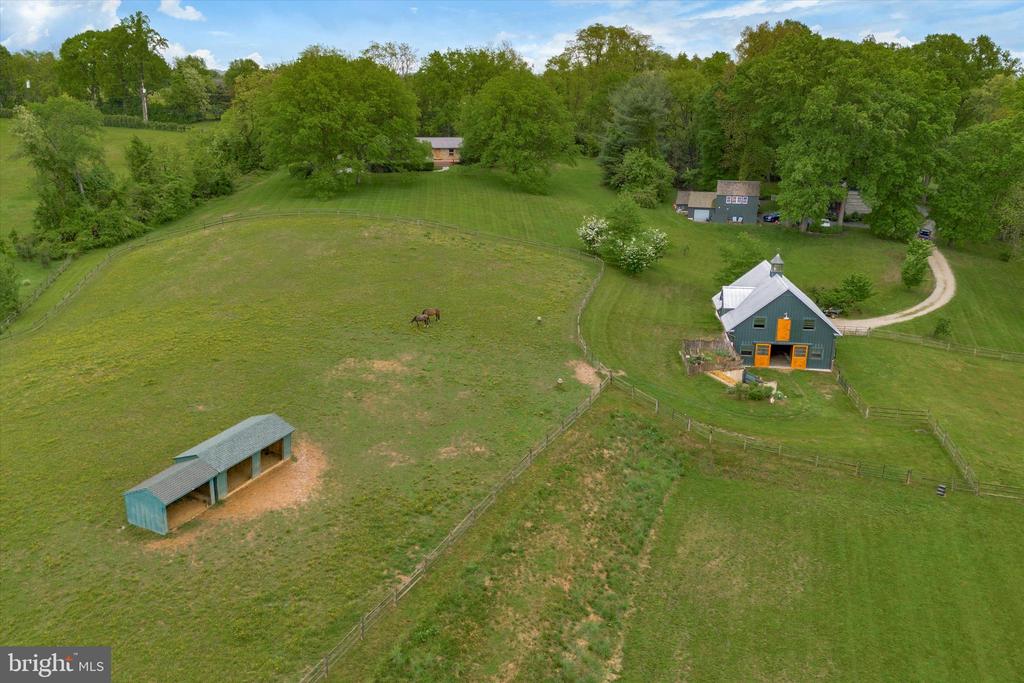 500 LUCKY HILL ROAD