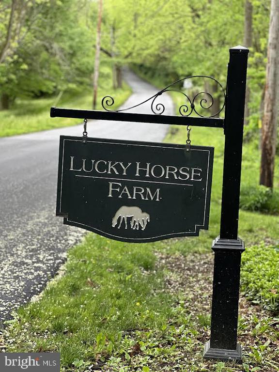 500 LUCKY HILL ROAD