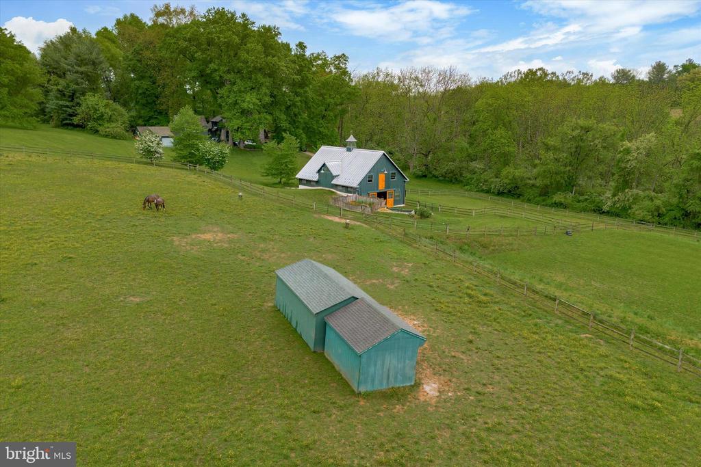 500 LUCKY HILL ROAD