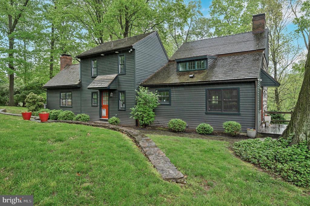500 LUCKY HILL ROAD