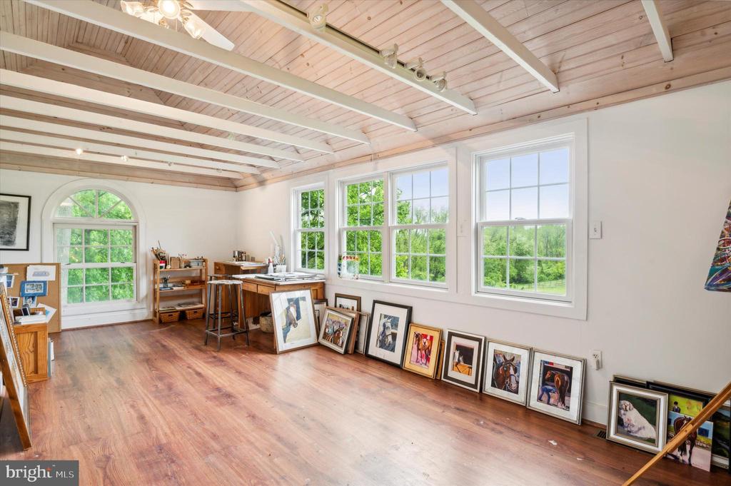 500 LUCKY HILL ROAD